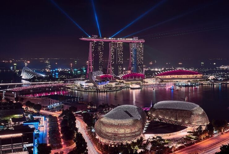The Ultimate Guide to Luxurious Living in Singapore #singapore #travelling