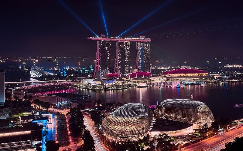 The Ultimate Guide to Luxurious Living in Singapore #singapore #travelling