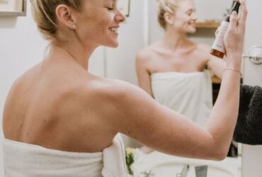 These Skincare Secrets Will Help You Achieve Healthier-looking Skin #beverlyhills #beverlyhillsmagazine #skincareroutine #skincaresecrets #naturalproducts #healthier-lookingskin #cleanseyourskin #bevhillsmag