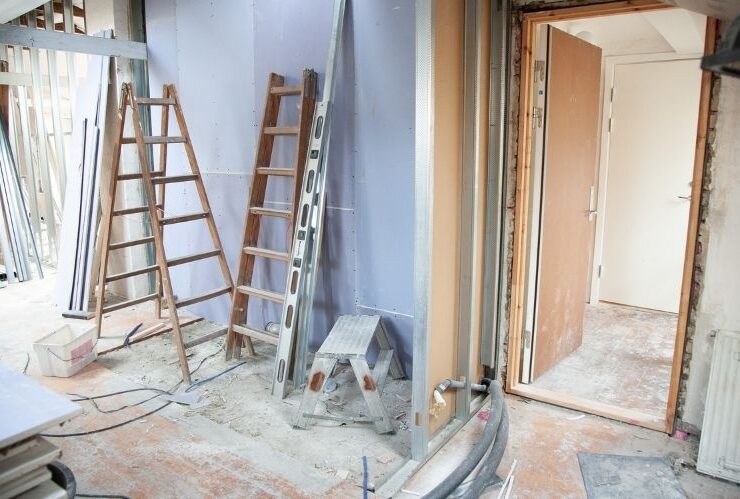 Tips For Remodeling Your Home #beverlyhills #beverlyhillsmagazine #bevhillsmag #remodelingyourhome #remodelahome #renovation #changelayout