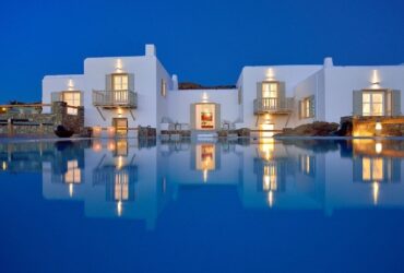Beverly Hills Magazine Top 3 Vacation Luxury Villas in Greece
