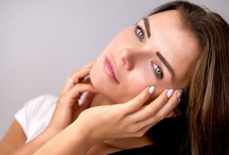 Top 4 Beauty Trends Making Waves #beautytrend #bevhillsmag #beverlyhills #beverlyhillsmagazine #beautyindustry #flawlessskin #skintype #skintones #nomakeuplook