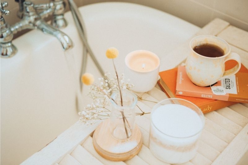 Top Tips for Practicing Self-Care #beverlyhills #beverlyhillsmagazine #physicalhealth #mentalhealth #practicingself-care #physicalwellbeing #bevhillsmag