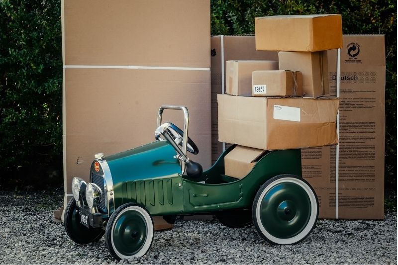 Top Ways Businesses Can Deliver Their Goods Faster #beverlyhills #beverlyhillls #beverlyhillsmagazine #bevhillsmag #delivergoods #delivertheirgoodsfaster #courierservices #deliverysystem #orderprocess #trackthedelivery #safetyprocedure