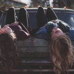 Top Ways To Bond And Know Your Friends Better #beverlyhills #beverlyhillsmagazine #bevhillsmag #friends #friendship #playinggames #cardgames