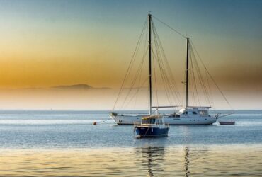 Travelling In Luxury: How To Take Care Of A Yacht #beverlyhills #beverlyhillsmagazine #travellingtoanewdestination #yachttrip #dreamtrip #luxuryvacation #takecareofyouryacht #bevhillsmag