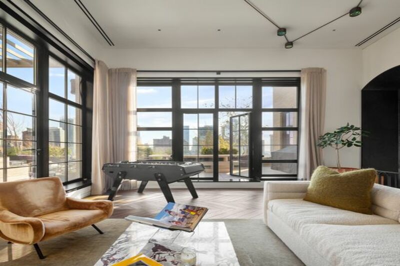 Trevor Noah's Manhattan Penthouse #mansions #celebrityrealestate #bevhillsmag #beverlyhillsmagazine #beverlyhills