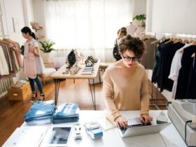 5 Ways to Turn Love for Fashion into a Business #beverlyhills #beverlyhillsmagazine #bevhillsmag #fashion #style #lovefashion #passion #fashionbusiness #fashionmagazine #fashionblog #fashionbusiness #ecommerce