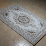 Types & Some Excellent Uses Of Runner Rugs #beverlyhills #beverlyhillsmagazine #runnerrugs #bathroomrunnerrugs #homeoffice #homedecor