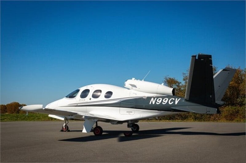 Ultra Private Black & Gray Jet : 2019 Cirrus Vision #beverlyhills #bevhillsmag #beverlyhillsmagazine #luxury #jets