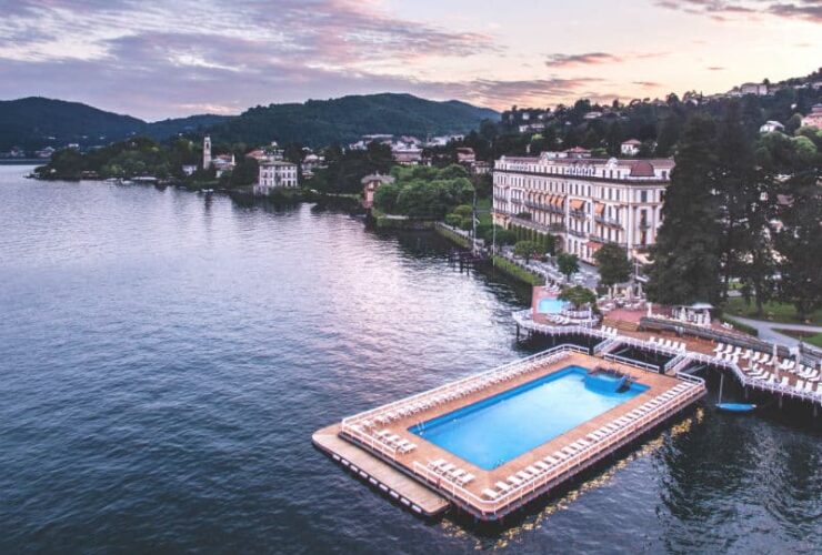Villa D'Este Lake Como, Italy #Fivestarhotels #europe #exclusiveescapes #vacation #luxurylifestyle #italian #hotels #travel #luxury #hotels #exclusive #getaway #destinations #resorts #beautiful #life #traveling #bucketlist #beverlyhills #BevHillsMag #italty #lakecomo @villadestelakecomo