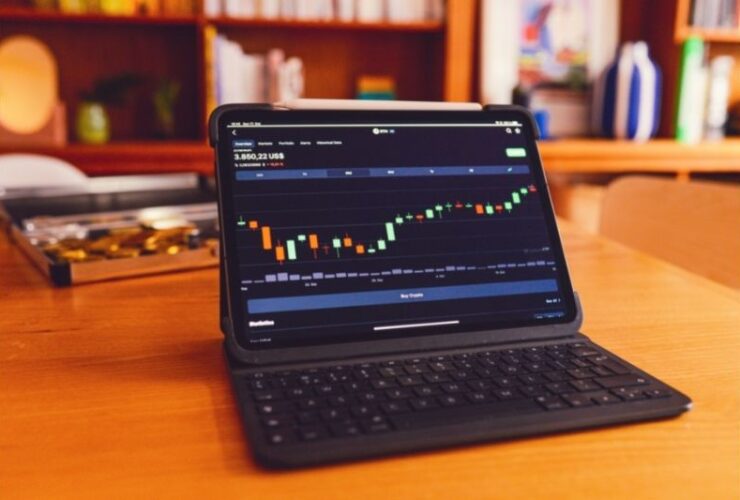 Ways to Easily Trade Your Cryptocurrency #beverlyhills #beverlyhillsmagazine #bevhillsmag #tradeyourcryptocurrency #tradingcryptocurrencies #bitcoin #bevhillsmag #tradingstrategy