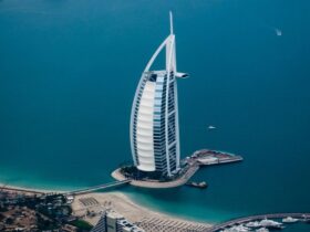 Wealth and Luxury in Dubai #beverlyhills #beverlyhillsmagazine #wealthandluxury #Dubai #investinDubai #luxurymall #touristdestination #luxuryhotels #bevhillsmag