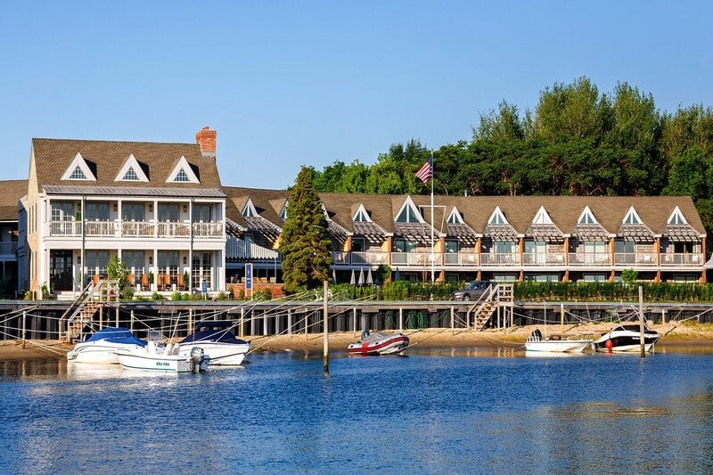 Baron's Cove Hotel #travel #newyork #hotels #bevhillsmag #beverlyhillsmagazine #beverlyhills