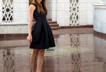 What Are The Best Ladies' Dresses? #beverlyhills #beverlyhillsmagazine #mididress #shiftdress #ladies'dress #wrapdress #slipdress #howtoaccessories #women'sfashion