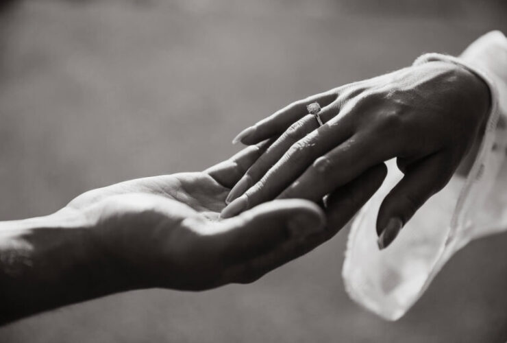 What Men Should Know About Engagement Rings: #beverlyhills #beverlyhillsmagazine #engagementrings #rings #jewelry #engagement #wedding #ring