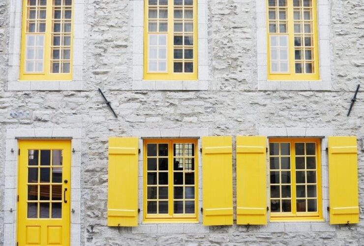 What Types of Glazing Should You Choose for Your Door? #beverlyhills #beverlyhillsmagazine #bevhillsmag #glazingyourdoors #typesofglazing #glasslayer #doubleglazing #glasspanels