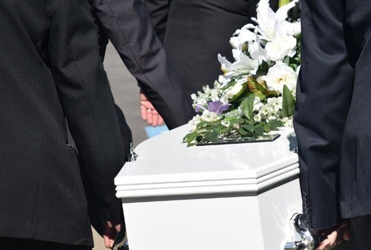 What You Should Know About Funeral Homes #beverlyhills #beverlyhillsmagazine #funeralhomes #planningafuneral #burial #cremation #funeraldirector #funeralarrangement #memorialservice
