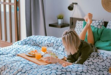 What You Should Know About Living a Luxurious Lifestyle #beverlyhills #beverlyhillsmagazine #luxuriouslifestyle #vacationdestination #highenddinner #boostyourqualityoflife #bevhillsmag