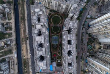 What is Real Estate Syndication? Advantages & Disadvantages #beverlyhills #beverlyhillsmagazine #realestatesyndication #investinginproperty #buyingaproperty #passiveinvestor #long-terminvestment