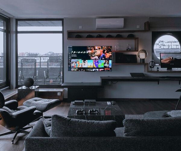 Beverly Hills Magazine What to Avoid When Buying Home Theater Accessories