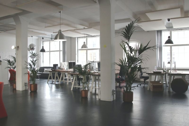 What to Look For in a Great Office Space #beverlyhills #beverlyhillsmagazine #officespace #perfectspace #parkingspace #realestate #impactyourbusiness