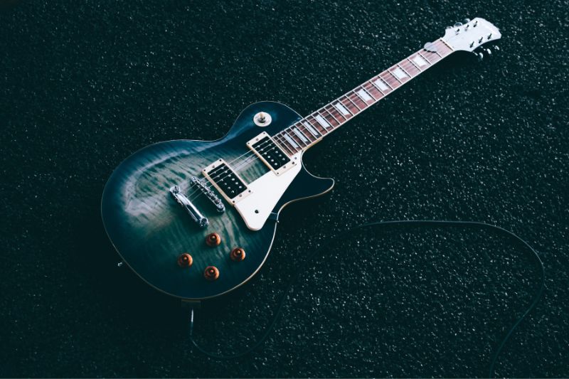 What to Look for When Upgrading Your Electric Guitar #beverlyhills #beverlyhillsmagazine #electricguitar #luxuryinstrument #greatinstrument