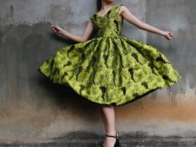 What's Hot For Homecoming This Year #beverlyhills #beverlyhillsmagazine #homecoming #longdress #homecomingdance #homecomingqueen #shimmeringdress