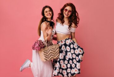 Which Is the Best Site To Buy Women’s Tops? #beverlyhills #beverlyhillsmagazinee #onlineclothingstore #women'stop #women'sfashion #fashiontrends