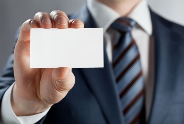 Which Materials Are Best for Business Cards? #beverlyhills #beverlyhillsmagazine #businesscards #imprinteddesign #lastingfirstimpression