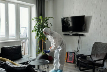 Who Benefits Most From Hiring A Cleaning Service:#beverlyhillsmagazine #beverlyhills #bevhillsmag #business #cleanenvironment #cleaning #cleaningservice #cleaningserviceproviders