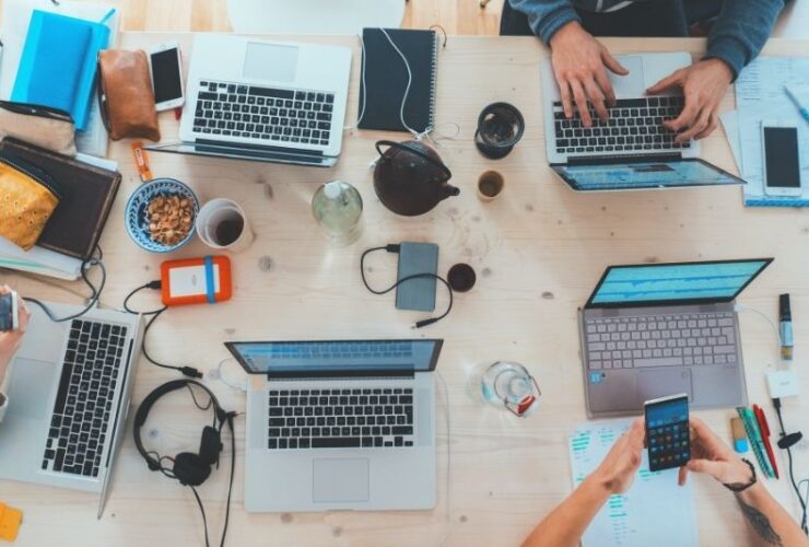 Why It's Time to Move Your Business from Analog to Digital #beverlyhills #beverlyhillsmagazine #bevhillsmag #digitaltransformation #digitalplatform #analogtodigital #remoteworker #business