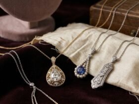 Why Meaningful Luxury Jewelry Never Goes Out of Style #LuxuryJewelry #FineJewelry #LuxuryLifestyle #HeirloomJewelry #PersonalizedJewelry #JewelryDesign #LuxuryStyle