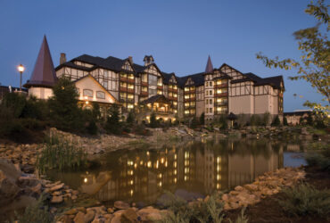 Why Pigeon Forge is the Ultimate Family Destination #beverlyhills #beverlyhillsmagazine #familyvacationdestinations #populartouristdestination #pigeonforge