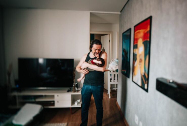 Why You Should Opt for Decorating Your Walls with Posters #beverlyhills #beverlyhillsmagazine #wallposters #decorpieces #cozierhome #decoritems