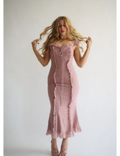 Wild Rose & Sparrow: Modern Fashion for Women #bevhillsmag #beverlyhills #beverlyhillsmagazine #shop #dresses