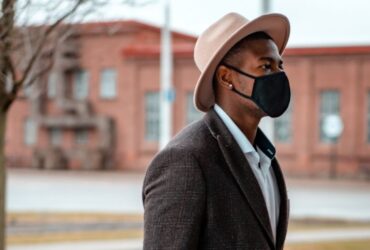 Winter Fashion Tips for Men #fashiongame #winterfashiontipsformen #fashionstyle #winteraccessory #wintercloset #stylishlook #beverlyhillsmagazine #beverlyhills #bevhillsmag