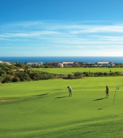 Tee Off in Paradise: A Golf Getaway in Los Cabos, Mexico #bevhillsmag #beverlyhills #golf #loscabos #mexico #vacations #travel
