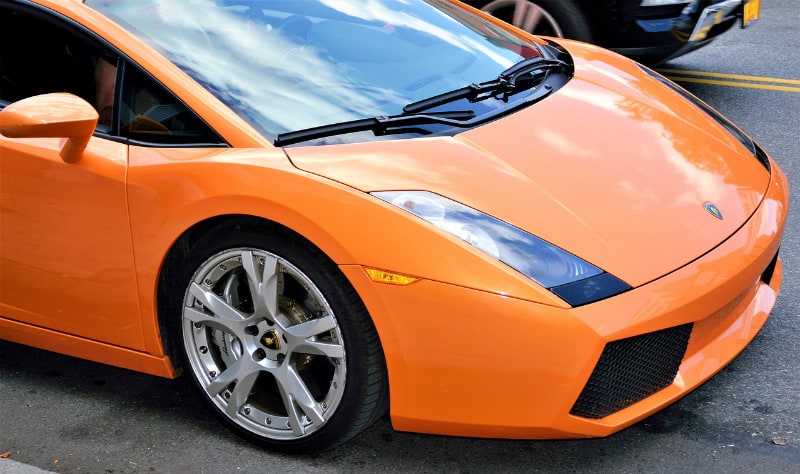 Tips To Get The Right Wiper Blades For Your Car #cars #carmagazine #lamborghini #windshiledwipers #wiperblades #beverlyhills #beverlyhillsmagazine #bevhillsmag