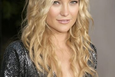 Hollywood Spotlight: Kate Hudson #bevhillsmag #beverlyhillsmagazine #beverlyhills #celebrities #moviestars #hollywoodspotlight #celebrityspotlight #katehudson