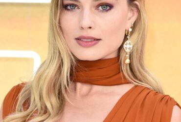 Margot Robbie #bevhillsmag #beverlyhillsmagazine #beverlyhills #celebrities #moviestars #hollywoodspotlight #celebrityspotlight #margotrobbie