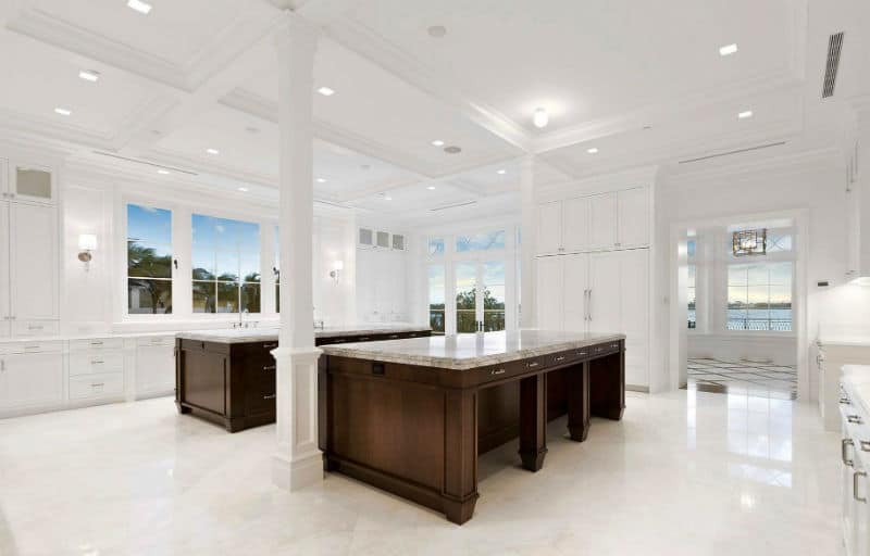 Palm Beach Dream Home $61,500,000 #luxury #dreamhomes #mega #mansions #florida #realestate #beverlyhills #beverlyhillsmagazine #bevhillsmag 