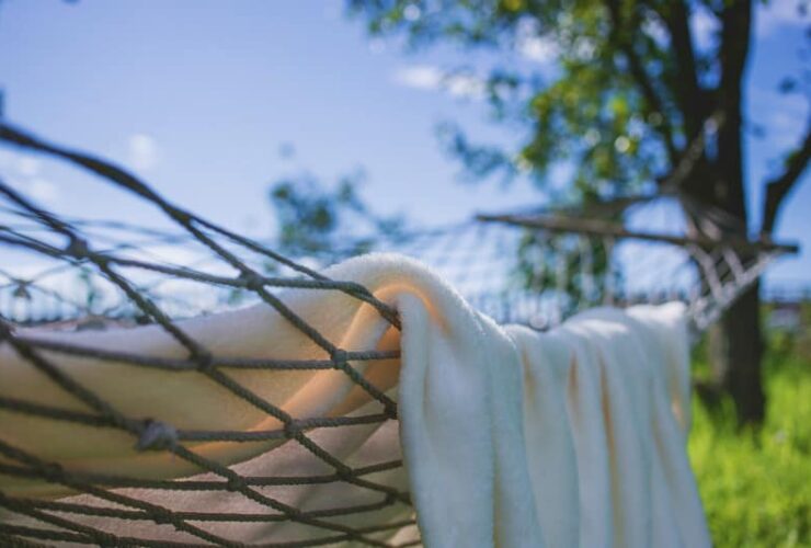 Relieve Stress With Adult Blankets Made From Bamboo #health #anxiety #stress #dreams #sweetdreams #beverlyhillsmagazine #beverlyhills