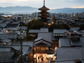 A Week in Paradise: How To Spend a Week in Kyoto #beverlyhills #beverlyhillsmagazine #kyoto #panoramicviewofkyoto #naturalbeauty #kyoto'slandscapes #Japan #stunningtemples