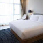 Queen size vs California King Size Mattress #beverlyhills #beverlyhillsmagazine #queensizemattress #californiakingsizemattress #kingbed #bevhillsmag