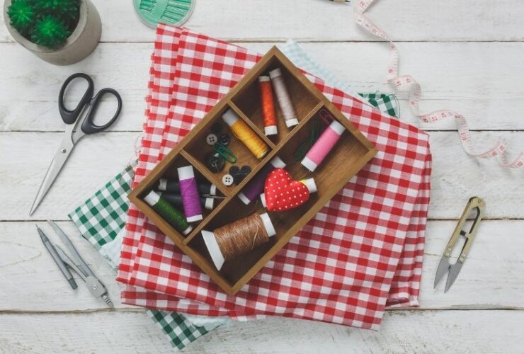 Top Benefits of Custom made Clothing #beverlyhills #beverlyhillsmagazine #bevhillsmag #fashionstyle #retailstore #purchaseclothesonline