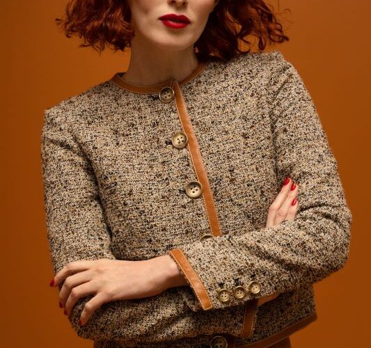 Beverly Hills Magzine Fashion for Women StJohn_Fall23_Look28 #fashion #shop #style #StJohn #Suits #blazer #LuxuryClothing #Knitwear #BevHillsMag #BeverlyHills #BeverlyHillsMagazine