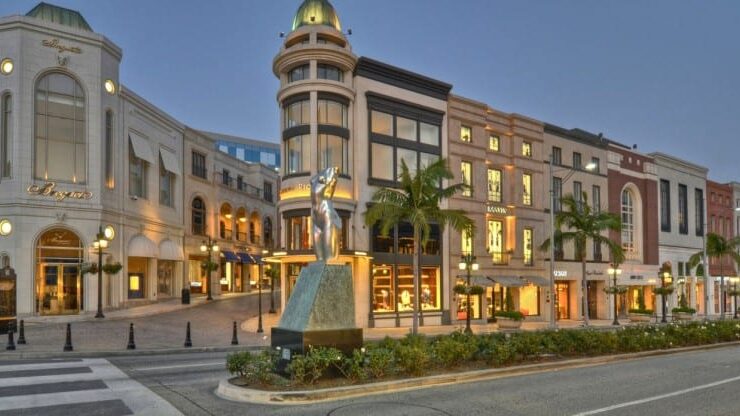 Two Rodeo Drive 3D Show