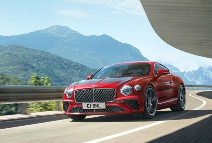 Bentley Continental GT V8 Cars for 2020 #dreamcars #fastcars #coolcars #luxurycars #cars #carmagazine #sportcars #bentley #continentalGT #bentleycontinentalGT #continentalGtconvertible #continentalGTcoupe #convertible #coupe
