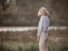 Cute And Fashionable Fall Items To Have In Your Closet #beverlyhills #beverlyhillsmagaizne #behillsgmag #fashionable #outfit